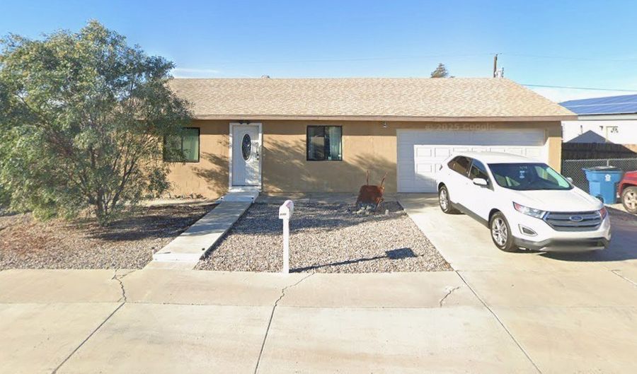 2163 Coronado Dr, Bullhead City, AZ 86442 - 2 Beds, 2 Bath