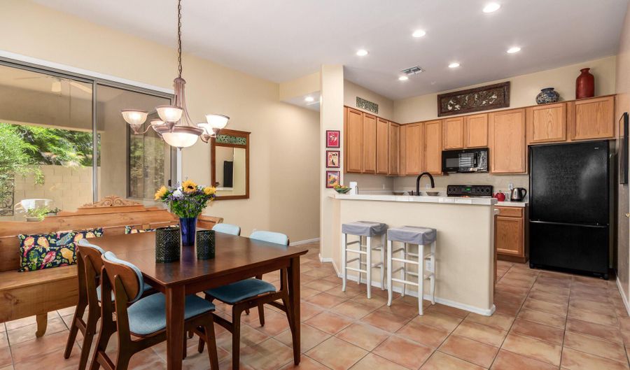 1851 W PERIWINKLE Way, Chandler, AZ 85248 - 2 Beds, 2 Bath
