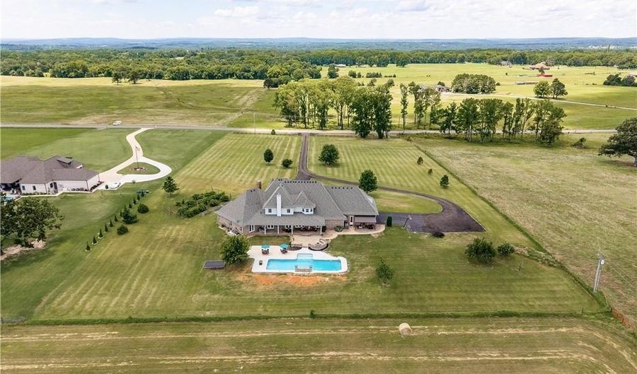 4504 Ridge Rd, Alma, AR 72921 - 6 Beds, 7 Bath