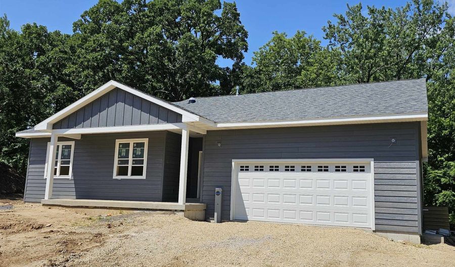 2399 S Syene Rd, Fitchburg, WI 53711 - 4 Beds, 3 Bath