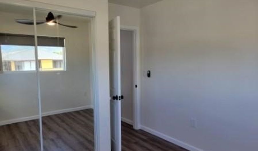 1170 Wanaka St A, Honolulu, HI 96818 - 2 Beds, 1 Bath