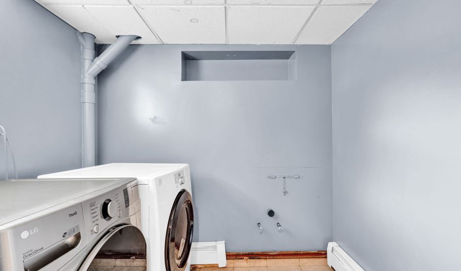 18 Nolan Dr, Bloomfield, CT 06002 - 3 Beds, 2 Bath