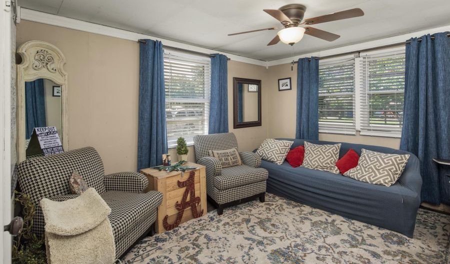 801 1st Ave, Athens, AL 35611 - 3 Beds, 2 Bath