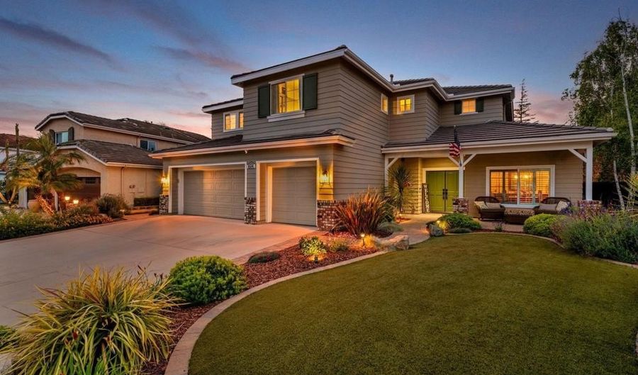 1614 Shire Ave, Oceanside, CA 92057 - 5 Beds, 3 Bath