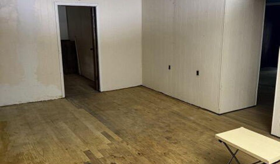 1729 N HWY 413 Baxter, Baxter, KY 40806 - 5 Beds, 1 Bath