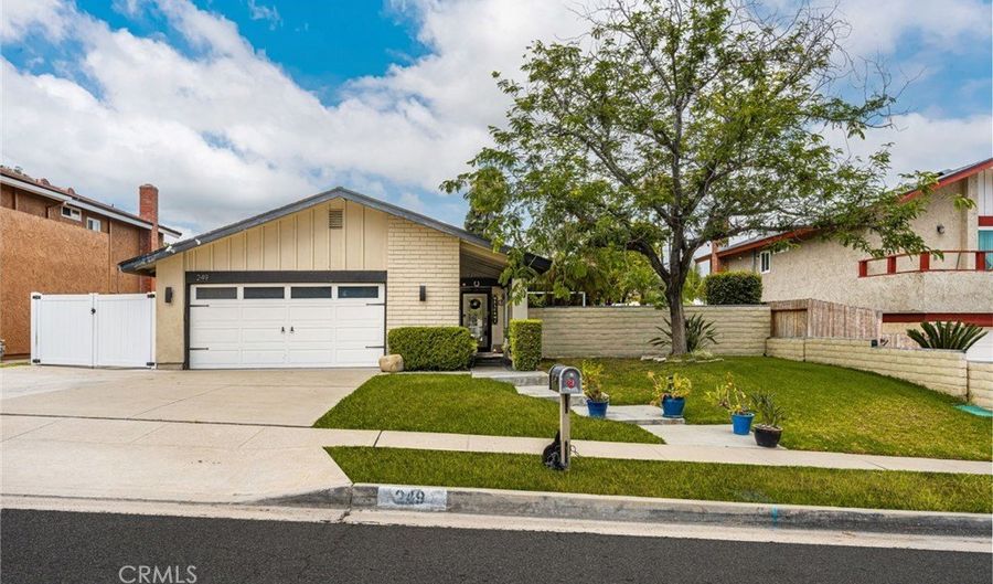 249 S Leandro St, Anaheim, CA 92807 - 4 Beds, 3 Bath