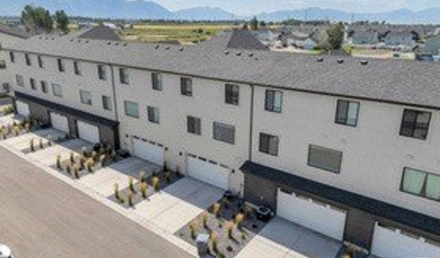 525 S 900 W, American Fork, UT 84003 - 4 Beds, 4 Bath