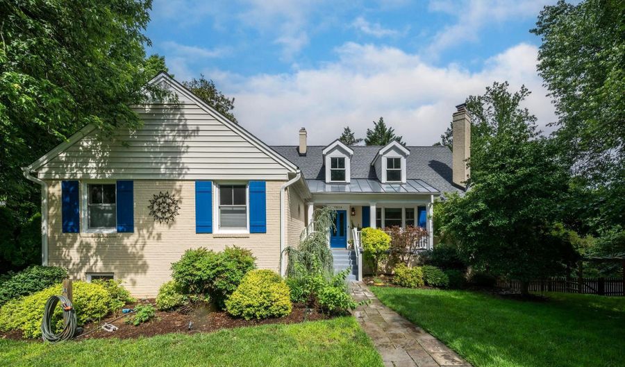 7016 WILSON Ln, Bethesda, MD 20817 - 6 Beds, 5 Bath
