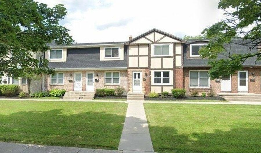 136 Sundridge Dr, Amherst, NY 14228 - 2 Beds, 2 Bath