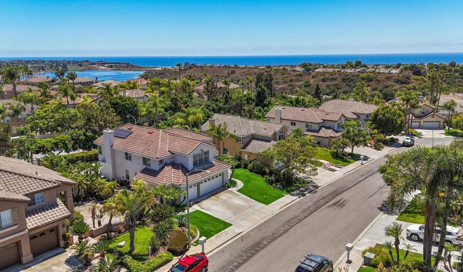 973 Whimbrel Ct, Carlsbad, CA 92011 - 5 Beds, 3 Bath