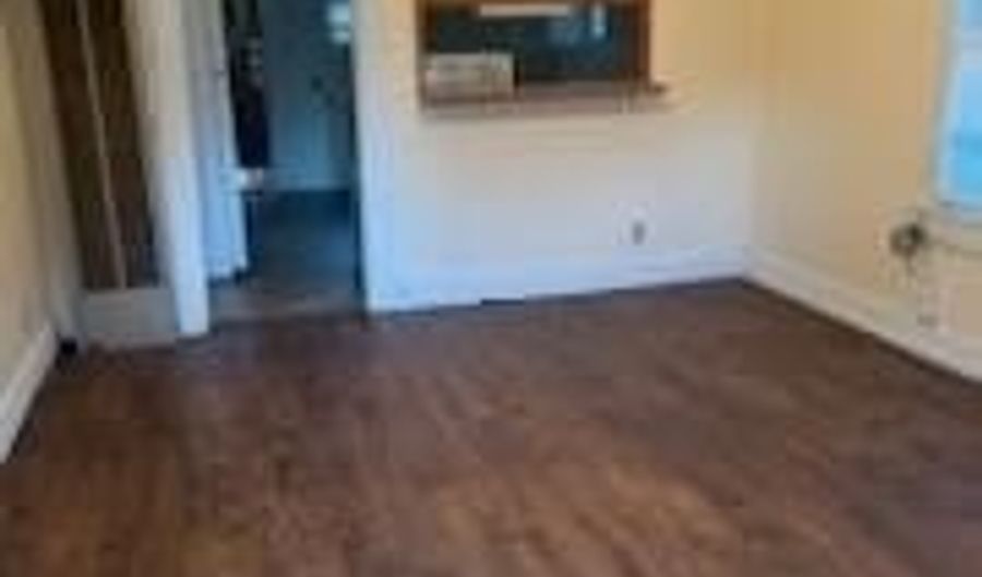 926 Merchant St, Abilene, TX 79603 - 2 Beds, 1 Bath
