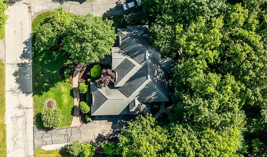 1544 Newport Creek Dr, Ann Arbor, MI 48103 - 5 Beds, 4 Bath
