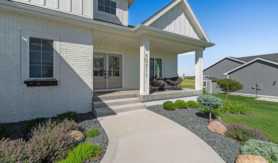 50311 Prairie Point Ct, Ames, IA 50014 - 6 Beds, 3 Bath
