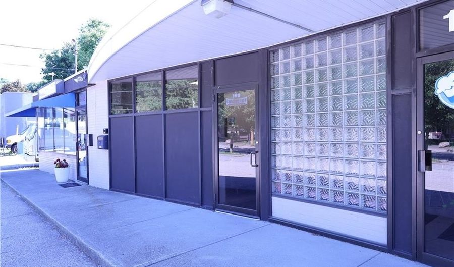 160 Greenwich Ave, Warwick, RI 02886 - 0 Beds, 0 Bath