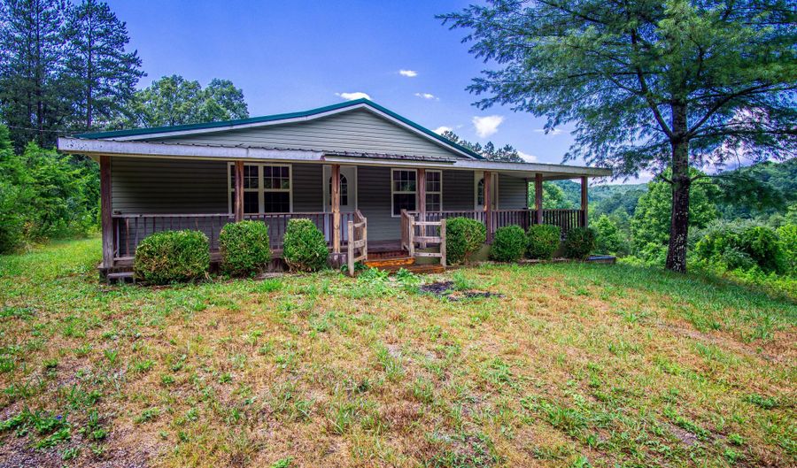 800 Pond Lick Rd, Annville, KY 40402 - 3 Beds, 1 Bath