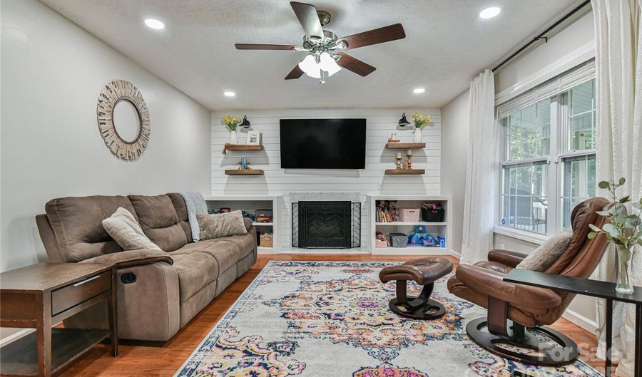 35 Bran Rick Ln, Arden, NC 28704 - 3 Beds, 3 Bath