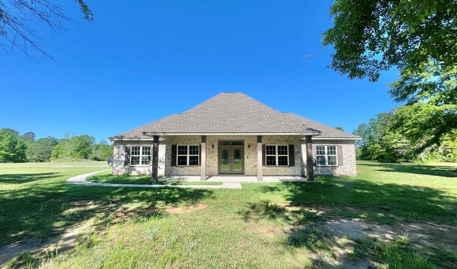 7961 Highway 11, Carriere, MS 39426 - 4 Beds, 3 Bath