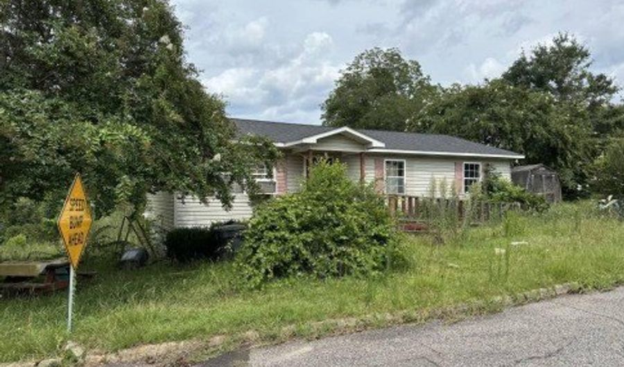 124 Rockhill, Abbeville, AL 36310 - 3 Beds, 2 Bath