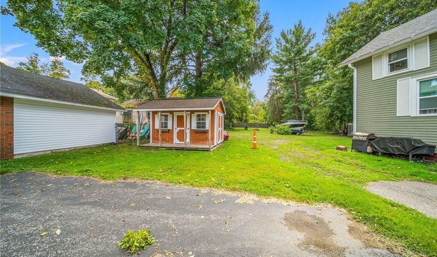 2020 W Prospect Rd, Ashtabula, OH 44004 - 3 Beds, 2 Bath