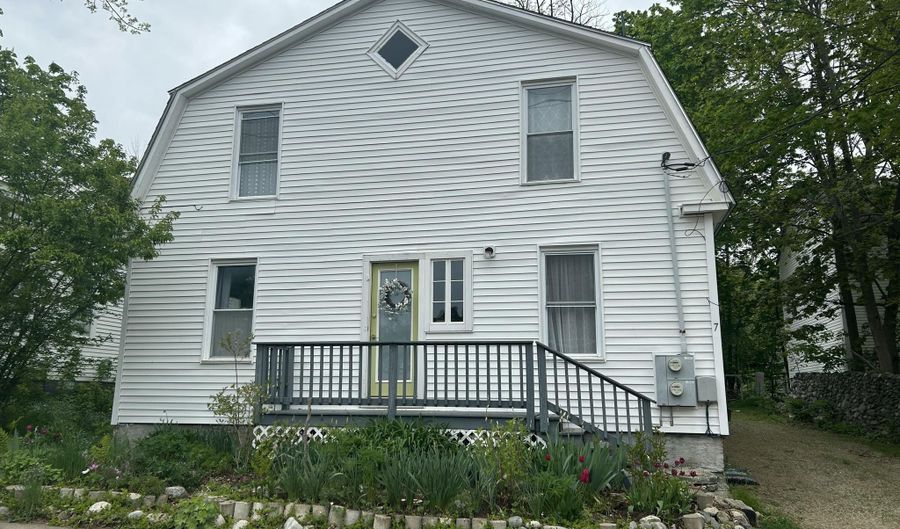 7 Anderson St, Belfast, ME 04915 - 0 Beds, 2 Bath