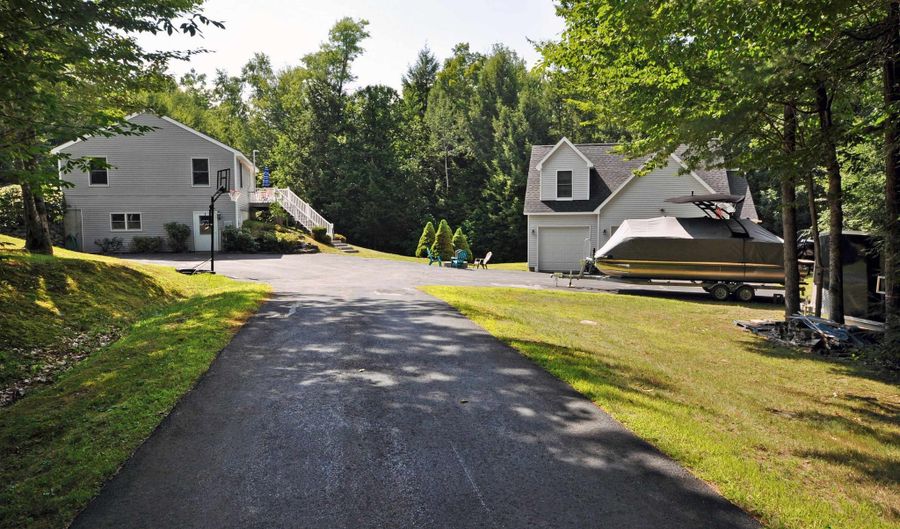 2331 Dick Brown Rd, Bridgewater, NH 03222 - 3 Beds, 3 Bath