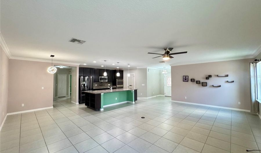 3705 APOPKA RIDGE Cir, Apopka, FL 32703 - 3 Beds, 2 Bath