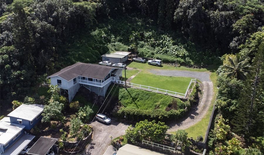 51-618 C Kamehameha Hwy, Kaaawa, HI 96730 - 2 Beds, 1 Bath