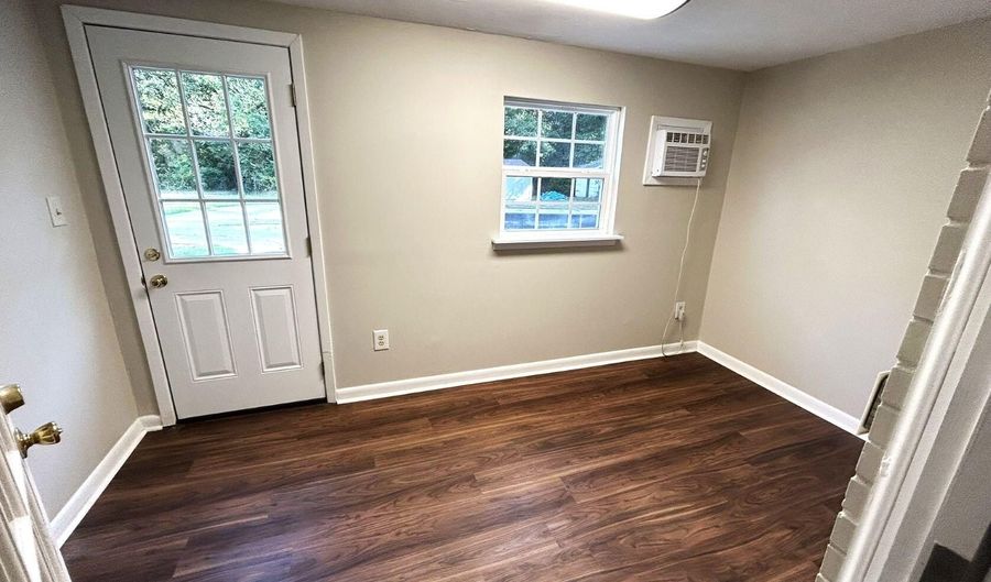 104 Walters Dr, Aberdeen, MS 39730 - 3 Beds, 2 Bath