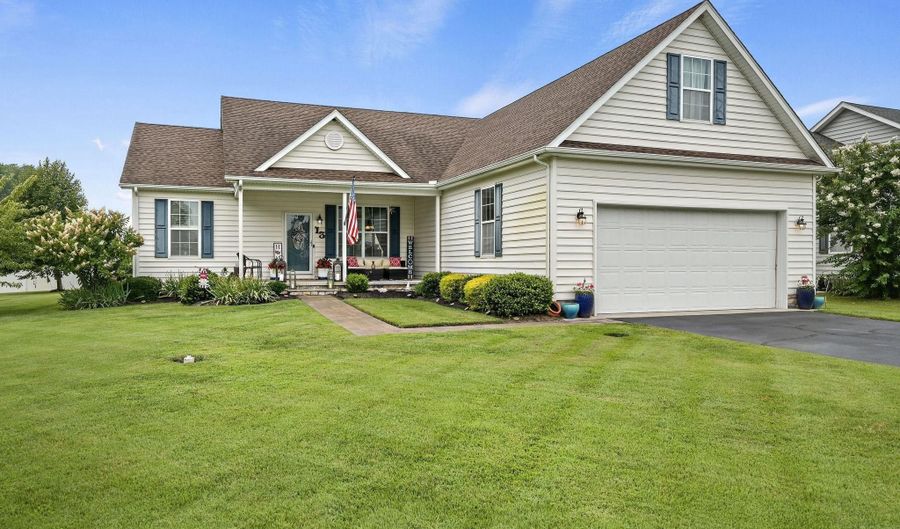 13 BURNING OAK Dr, Felton, DE 19943 - 3 Beds, 2 Bath