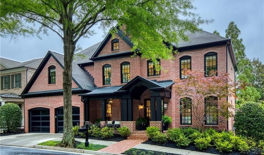 2975 Woodvale Ct, Alpharetta, GA 30022 - 6 Beds, 5 Bath