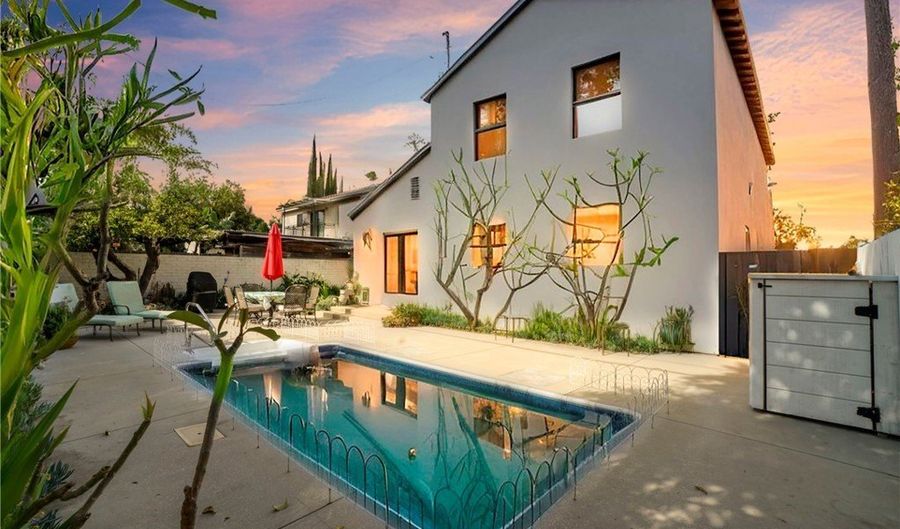 5730 Newcastle Ave, Encino, CA 91316 - 4 Beds, 4 Bath