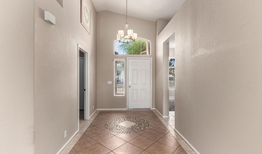 10923 W IVORY Ln, Avondale, AZ 85392 - 3 Beds, 2 Bath