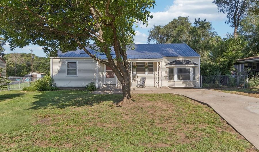 1719 N Moyle, Augusta, KS 67010 - 3 Beds, 1 Bath