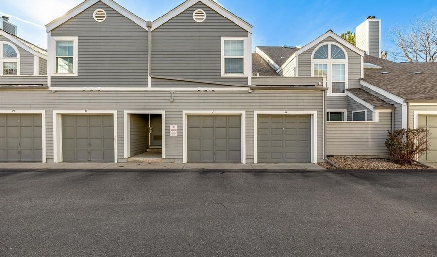 7434 Singing Hills Ct, Boulder, CO 80301 - 1 Beds, 2 Bath