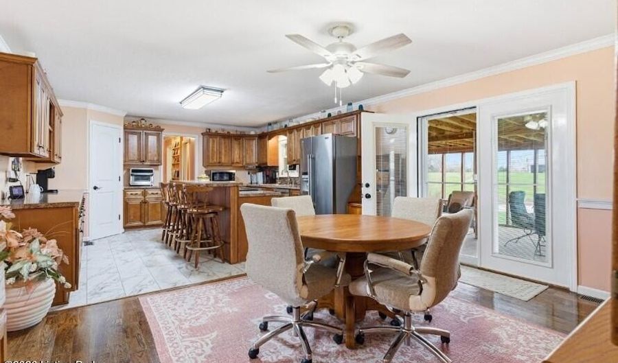 1582 Stringtown Rd, Bardstown, KY 40004 - 3 Beds, 3 Bath