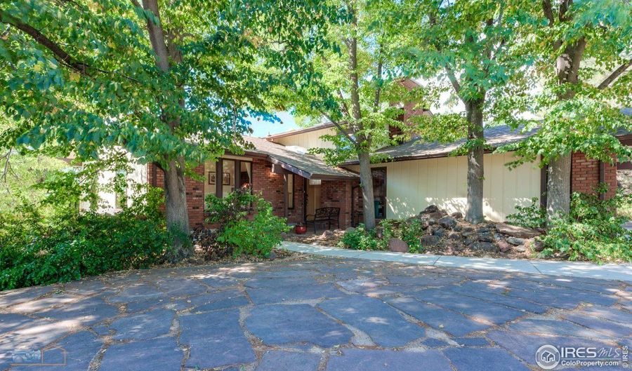 2410 Vassar Dr, Boulder, CO 80305 - 4 Beds, 3 Bath