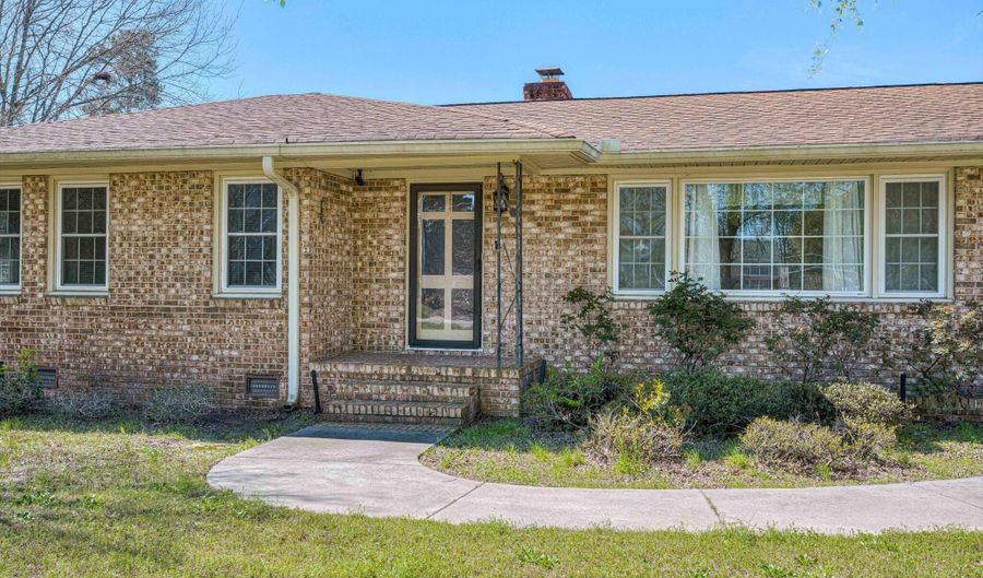 468 Williston Rd, Beech Island, SC 29842 - 3 Beds, 2 Bath