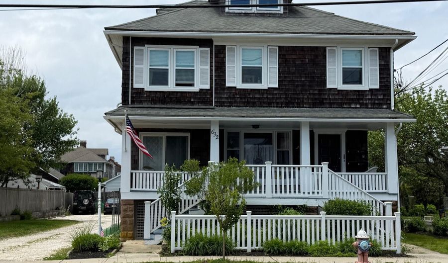 632 Main Ave 3, Bay Head, NJ 08742 - 1 Beds, 1 Bath