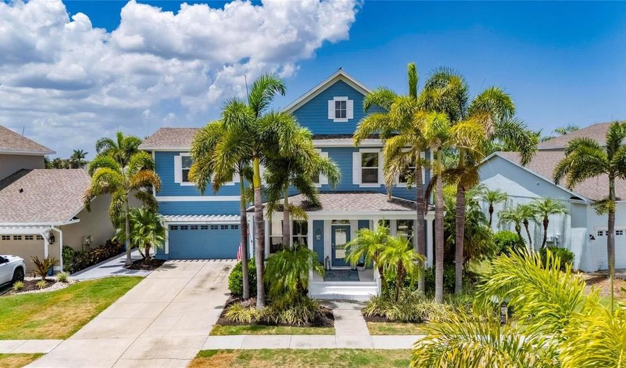 5216 POINT HARBOR Ln, Apollo Beach, FL 33572 - 6 Beds, 4 Bath