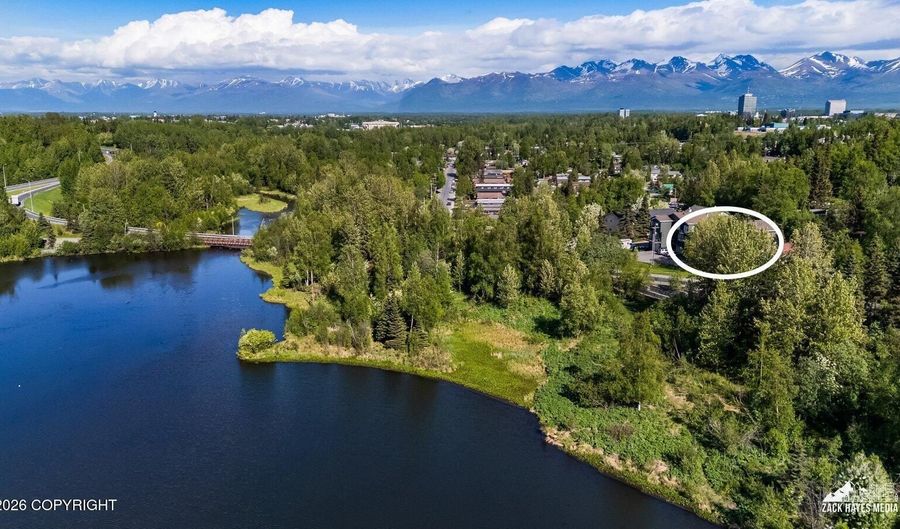 1925 Spenard Rd #3, Anchorage, AK 99501 - 3 Beds, 3 Bath