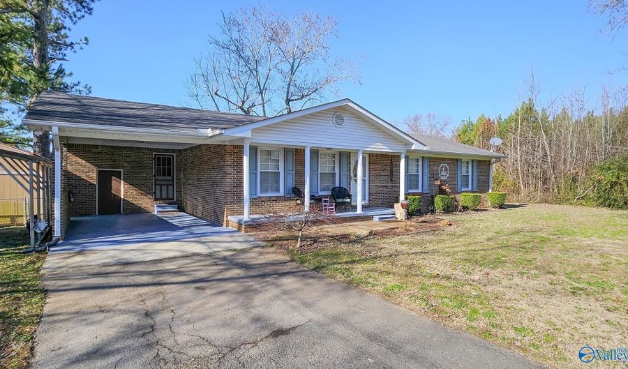 15525 Gordon Rd, Athens, AL 35611 - 3 Beds, 2 Bath