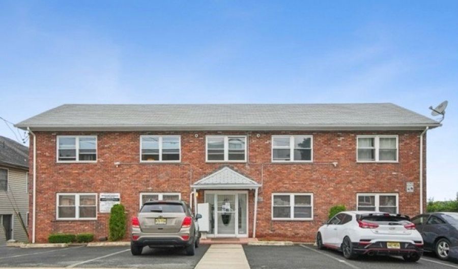 59-61 Brighton Avenue U-8 8, Belleville, NJ 07109 - 1 Beds, 1 Bath