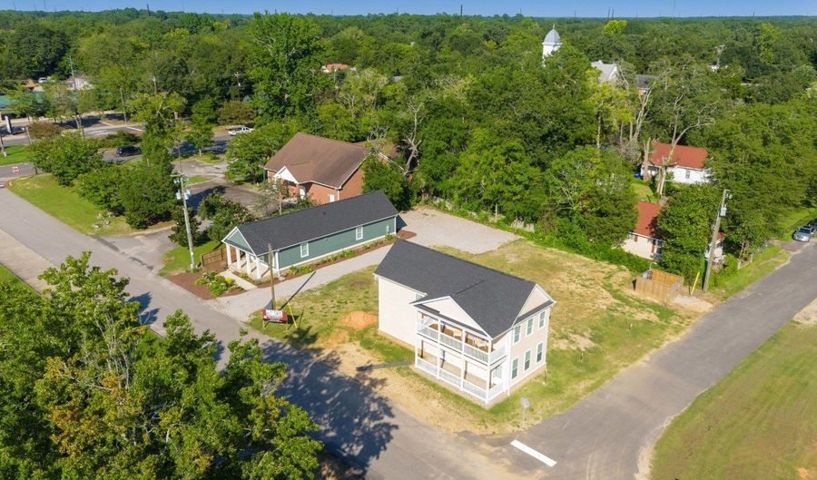 132 Union St SE, Aiken, SC 29801 - 3 Beds, 4 Bath