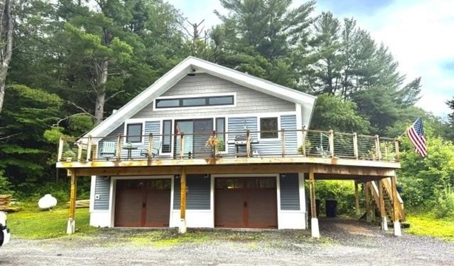 225 Redfield Rd, Barton, VT 05822 - 2 Beds, 2 Bath