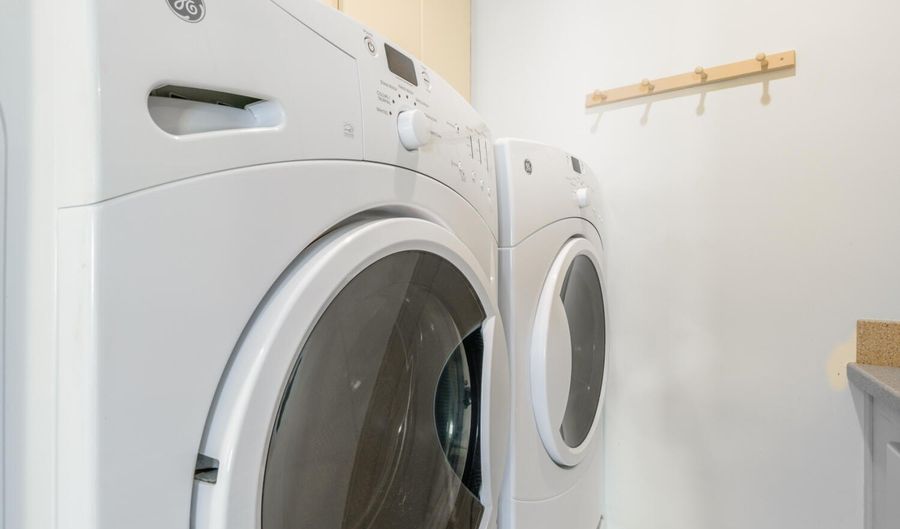 2014 SMOKETREE Dr, Carefree, AZ 85377 - 3 Beds, 4 Bath