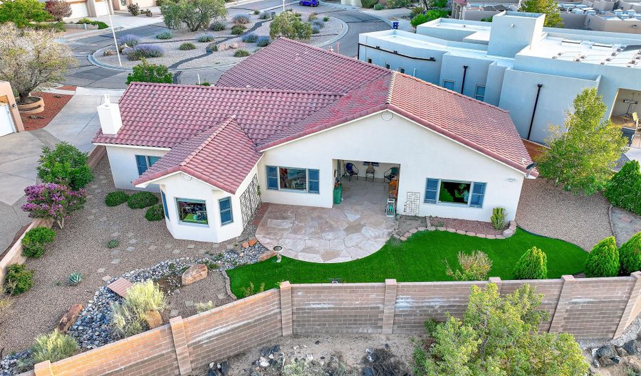 5009 MIDNIGHT VISTA Ave NW, Albuquerque, NM 87114 - 3 Beds, 3 Bath