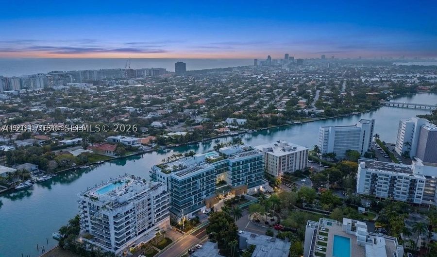 9221 E Bay Harbor Dr 309, Bay Harbor Islands, FL 33154 - 2 Beds, 3 Bath