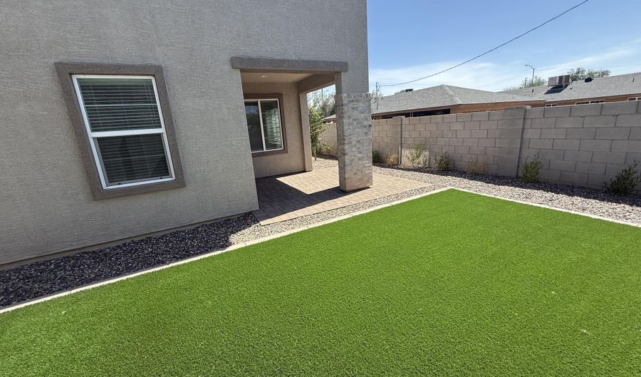 624 N VINE St, Chandler, AZ 85225 - 3 Beds, 2 Bath