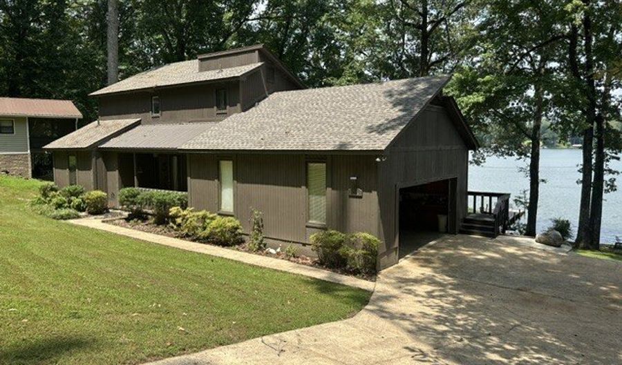 17532 Red Oak Way, Athens, AL 35611 - 3 Beds, 3 Bath