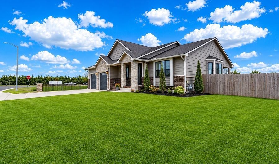 2337 S Nicole, Andover, KS 67002 - 4 Beds, 3 Bath